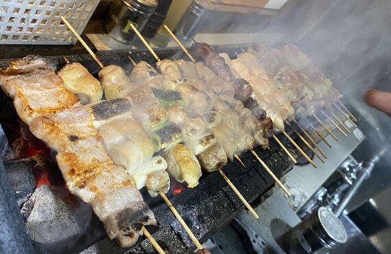 焼鳥をはじめ絶品の手作り料理を多数取り揃えています | 草加市の居酒屋鶏一では新鮮で上質なお料理を提供